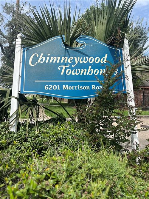 1003 Chimney Wood Ln, New Orleans, LA, 70126-1500 | Card Image