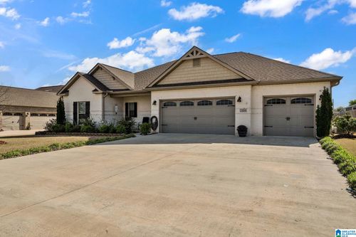 1804 Meadowbrook Dr Se, Cullman, AL, 35055-9541 | Card Image