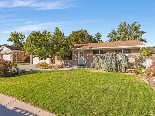 7138 S Chris Ln, Cottonwood Heights, UT, 84121-3623 | Card Image