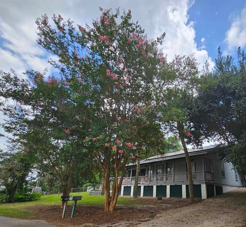 235 Ocklawaha Cir, Quincy, FL, 32351-0533 | Card Image