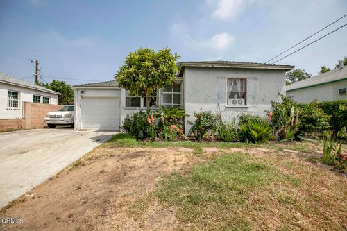 15207 Lorne St, Panorama City, CA, 91402-4416 | Card Image