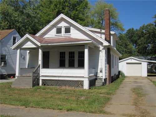 1056 Raymond St Nw, Warren, OH, 44485-2430 | Card Image