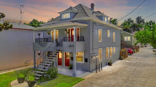 2015 10th Street, Sacramento, CA, 95818 | Card Image