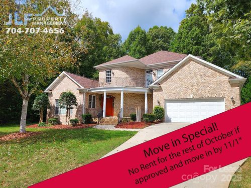 5524 Strabane Dr, Matthews, NC, 28104-8309 | Card Image