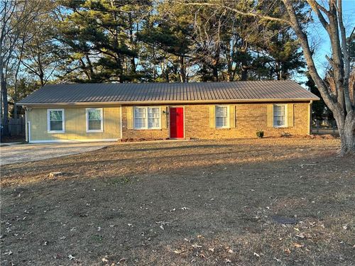 499 Oak Way, Lawrenceville, GA, 30046-6140 | Card Image