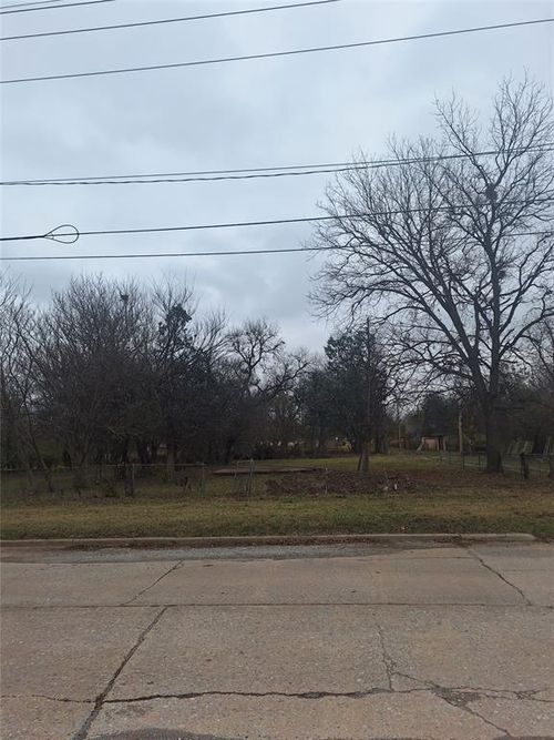 908 Sw 4th St, Lawton, OK, 73501-5207 | Card Image