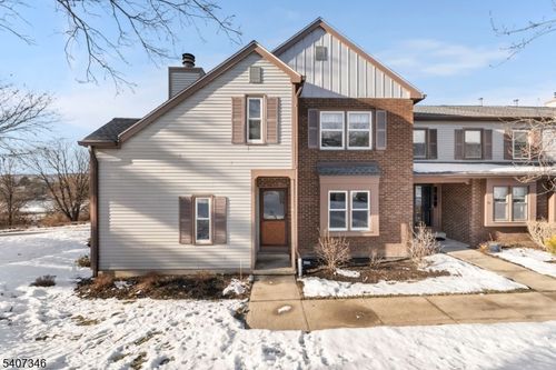 45 Barn Owl Dr, Hackettstown, NJ, 07840-3202 | Card Image