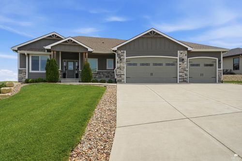 409 Ledgestone Ridge Ct, Manhattan, KS, 66503-2641 | Card Image