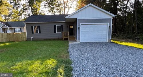 784 Lakeview Dr, COLONIAL BEACH, VA, 22443-3416 | Card Image