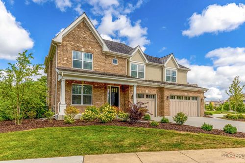 1945 Lake Charles Dr, Vernon Hills, IL, 60061-4578 | Card Image