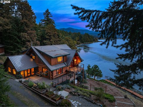 251 Sprague Landing Rd, Stevenson, WA, 98648-6503 | Card Image