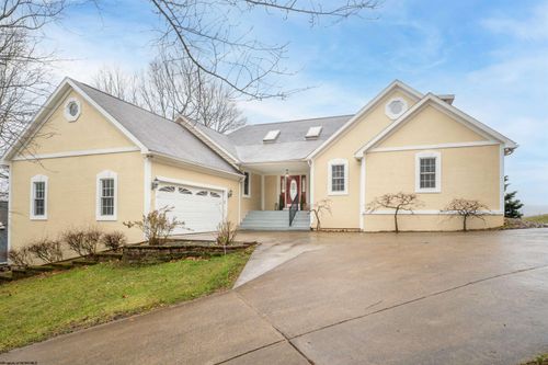 3606 Monarch Ct, Morgantown, WV, 26508-9210 | Card Image