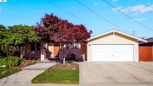 24654 Broadmore Ave, Hayward, CA, 94544-1126 | Card Image