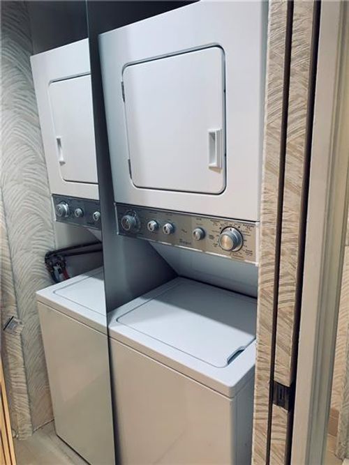 apt-g2-3305 Aruba Way, Coconut Creek, FL, 33066-2620 | Card Image