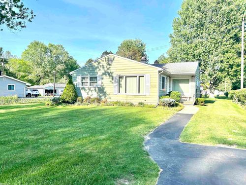 3520 State Rd, Fort Gratiot, MI, 48059-4066 | Card Image