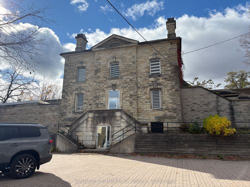 62 Beckwith St E, Perth, ON, K7H1C1 | Card Image