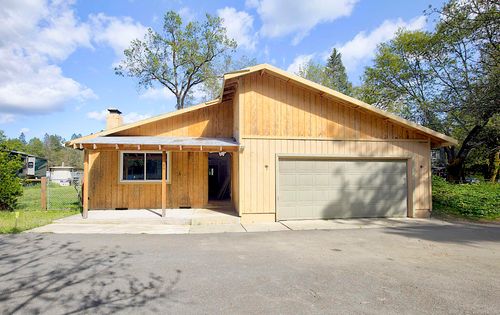 273 Genverna Gln, Grants Pass, OR, 97527-9514 | Card Image