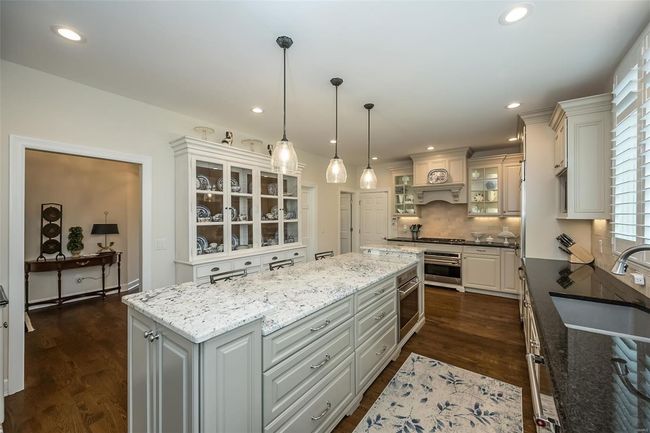 1519 Mallard Landing Ct, Condo with 4 bedrooms, 4 bathrooms and 2 parking in Chesterfield MO | Image 13