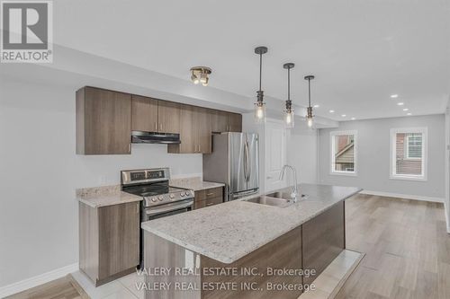 2500 Hill Rise Crt, Oshawa, ON, L1L0M6 | Card Image