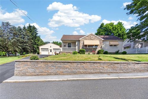 902 5th St, PORT CARBON, PA, 17965-1206 | Card Image