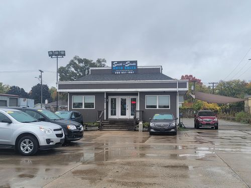 909 W Chicago Rd, Sturgis, MI, 49091-9701 | Card Image