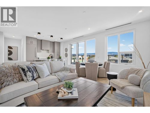 401-3300 Lakeshore Rd, Kelowna, BC, V1W0J9 | Card Image