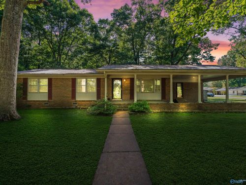 442 10th St Nw, Arab, AL, 35016-1899 | Card Image