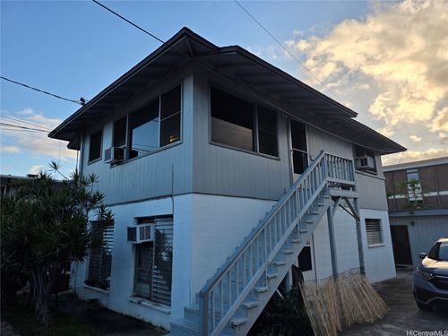 1126 1st Ave, Honolulu, HI, 96816-5802 | Card Image
