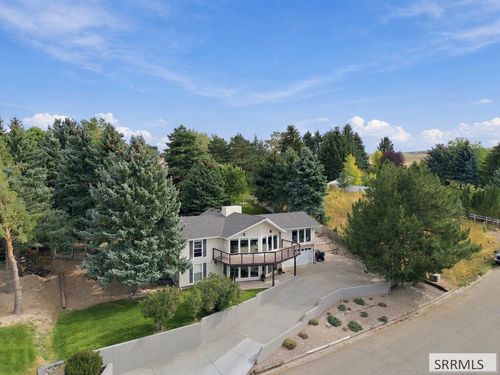 11625 S Pinehurst Dr, Idaho Falls, ID, 83404-7844 | Card Image