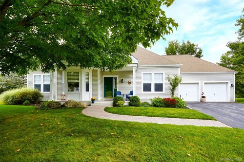 85 Roosevelt Dr, Poughquag, NY, 12570-5230 | Card Image