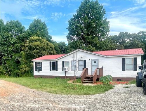 18 Coleman Dr, Cleveland, GA, 30528-7404 | Card Image