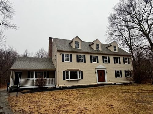 635 Iron Mine Hill Rd, North Smithfield, RI, 02896-8158 | Card Image