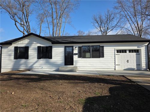 212 W Cambridge Rd, Belton, MO, 64012-3169 | Card Image