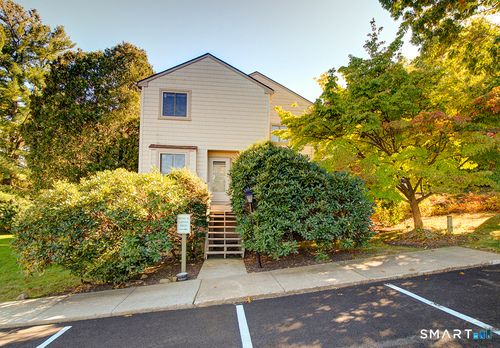 a-6 Meeting House Road, Stratford, CT, 06614 | Card Image