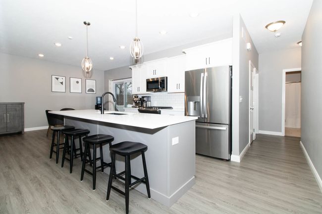 300 Raef Rd, House other with 3 bedrooms, 3 bathrooms and 3 parking in Downs IL | Image 10