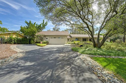 9485 Oak Leaf Way, Granite Bay, CA, 95746-9632 | Card Image
