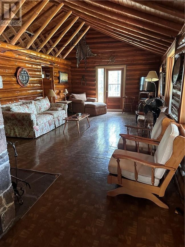 1 Island Ctr, Home with 2 bedrooms, 1 bathrooms and null parking in Saint Charles ON | Image 4