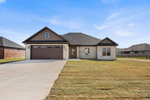 2324 Lakewood Cir, Cabot, AR, 72023-7047 | Card Image