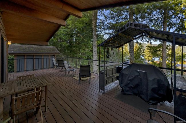 37 - 6574 Baird Rd, House other with 2 bedrooms, 1 bathrooms and 2 parking in Port Renfrew BC | Image 31