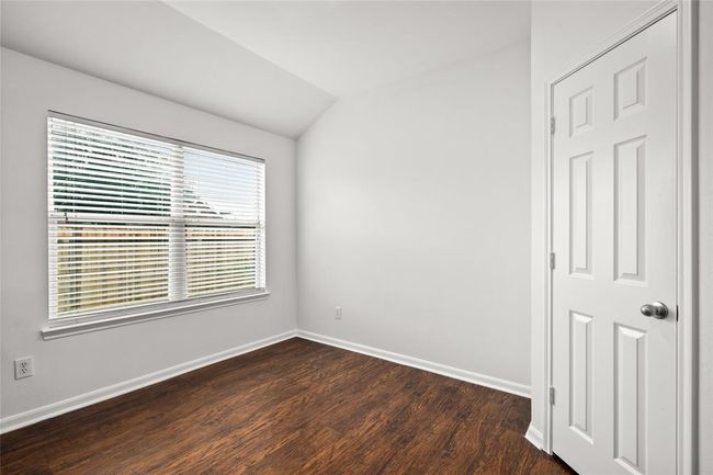 Breakfast/Dining Area | Image 9