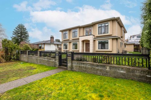 4346 Wildwood Cres, Burnaby, BC, V5G2M4 | Card Image