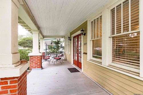 1829 Tulip St, Baton Rouge, LA, 70802-4073 | Card Image