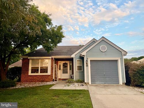 506 Violet Ct, MOUNT LAUREL, NJ, 08054-4925 | Card Image