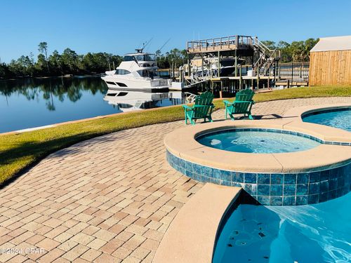810 W 8th Street Cir, Lynn Haven, FL, 32444-1642 | Card Image