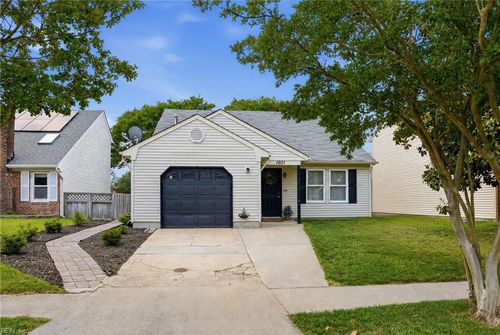 1901 Gravenhurst Dr, Virginia Beach, VA, 23464-8673 | Card Image