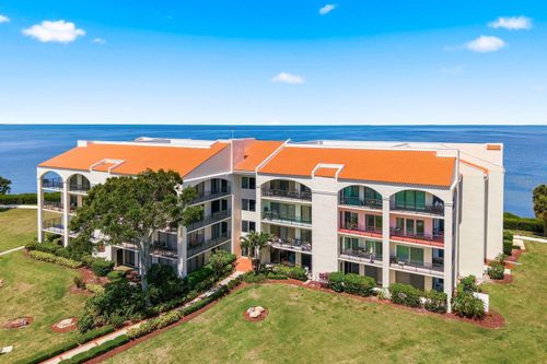 302-302 Mariner Dr, Tarpon Springs, FL, 34689-5840 | Card Image