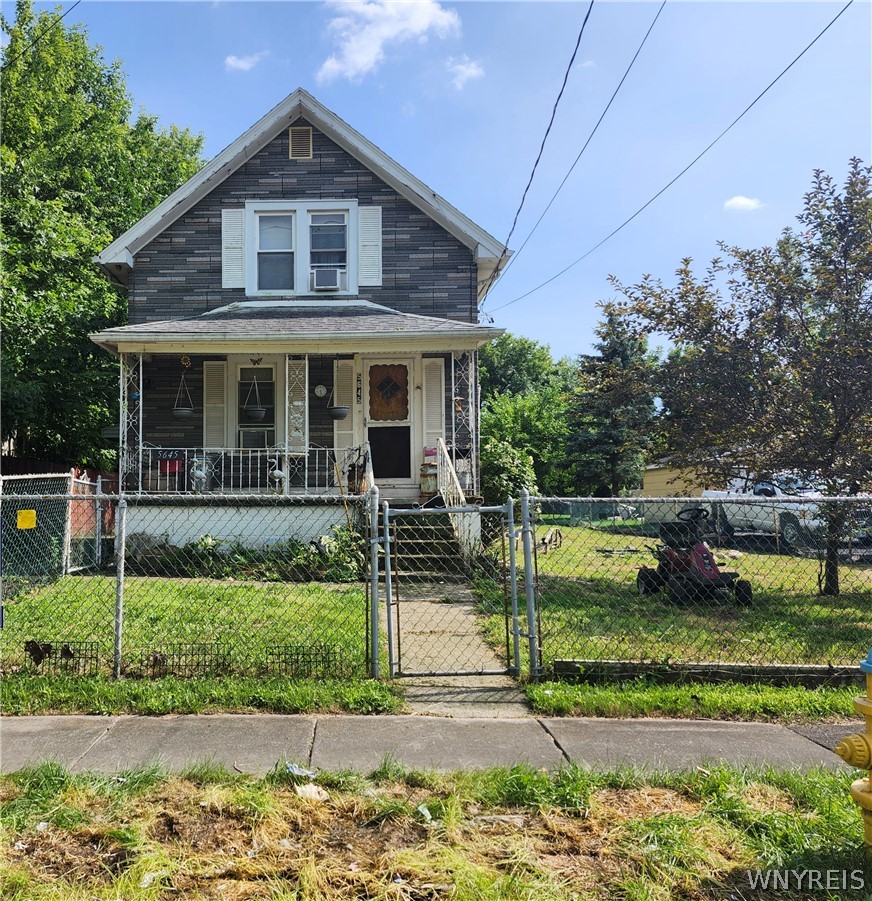 Frontier Ave, Niagara Falls, NY 14304
