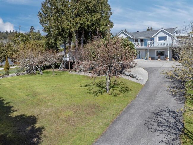 6502 Sunshine Coast Highway, House other with 3 bedrooms, 3 bathrooms and 8 parking in Sechelt BC | Image 30