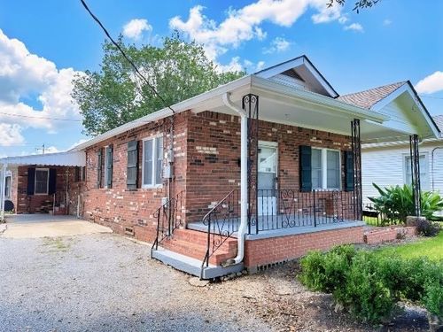 516 Saint Charles St, Thibodaux, LA, 70301-3420 | Card Image