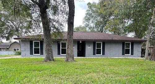 228 Oak Manor Dr, Alvin, TX, 77511-9242 | Card Image